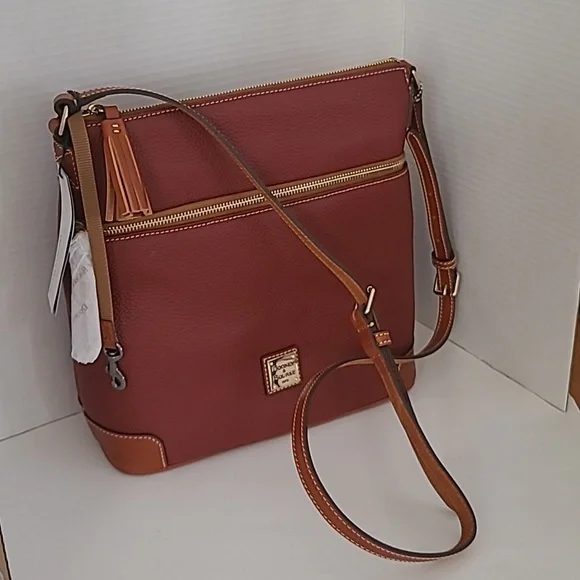 ❤️HP❤️D&B LARGE Wine Pebble Grain Tassle Crossbody Bag NWT